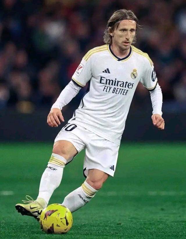 FIFA电竞职业选手转会动态