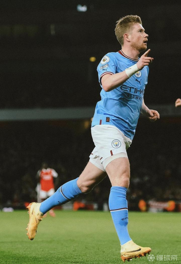 VAR改革：2024-25赛季试行半自动越位技术